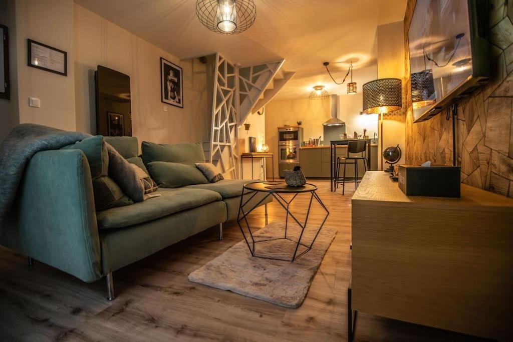 La Sublime Love House Briey Exteriér fotografie